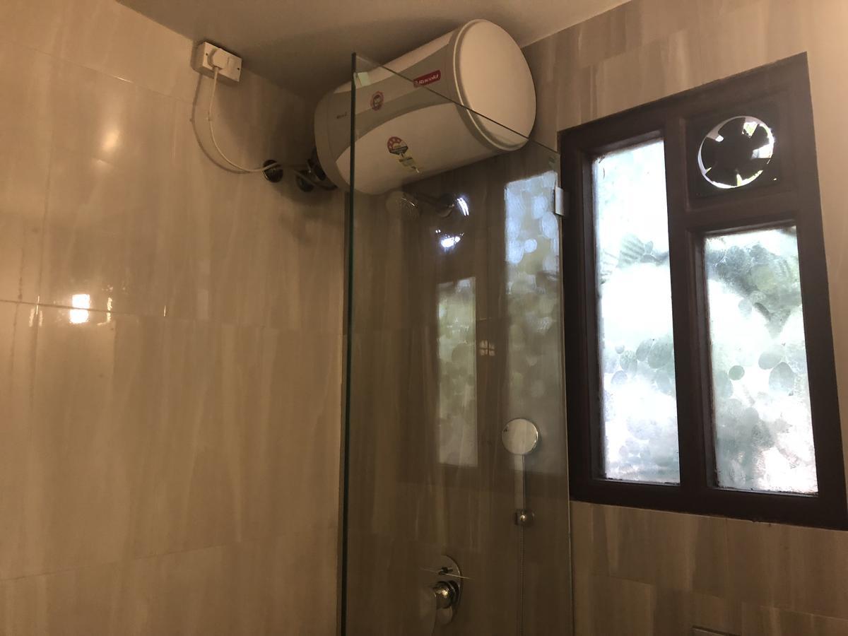 Coco Goa Hotel Арпора Екстериор снимка