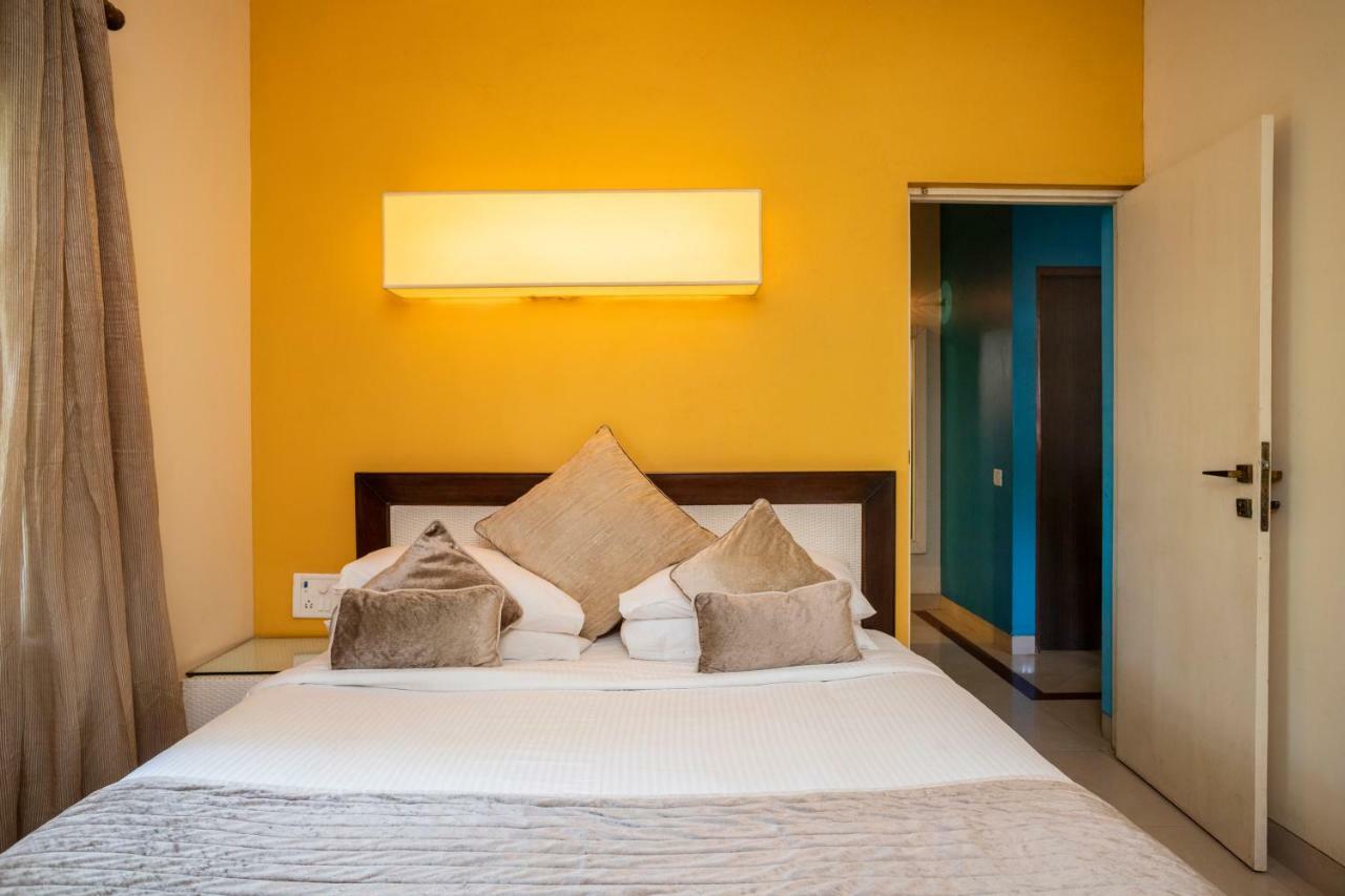 Coco Goa Hotel Арпора Екстериор снимка