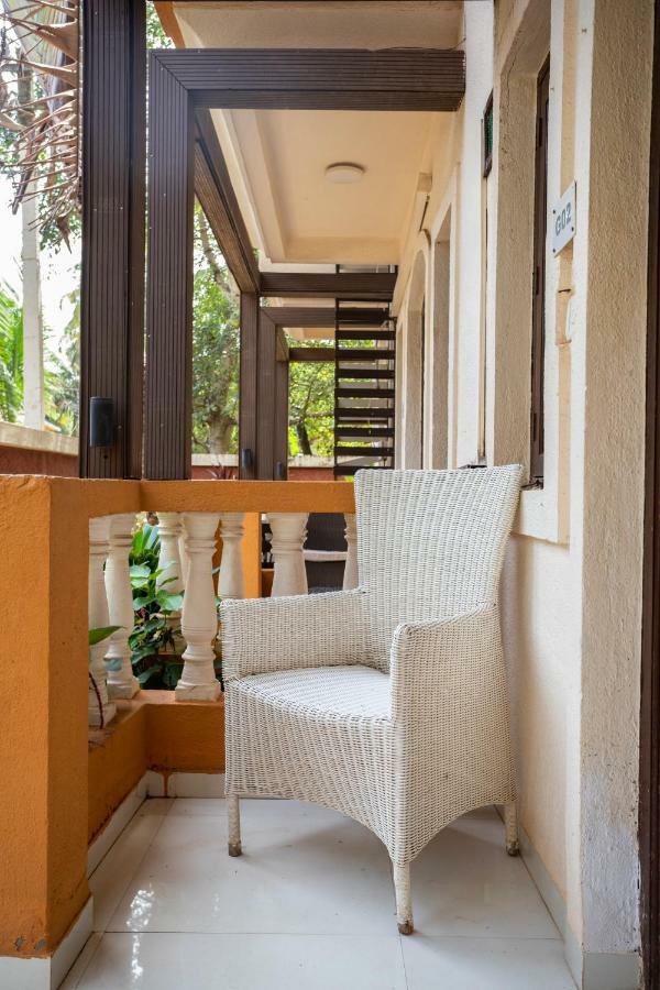 Coco Goa Hotel Арпора Екстериор снимка